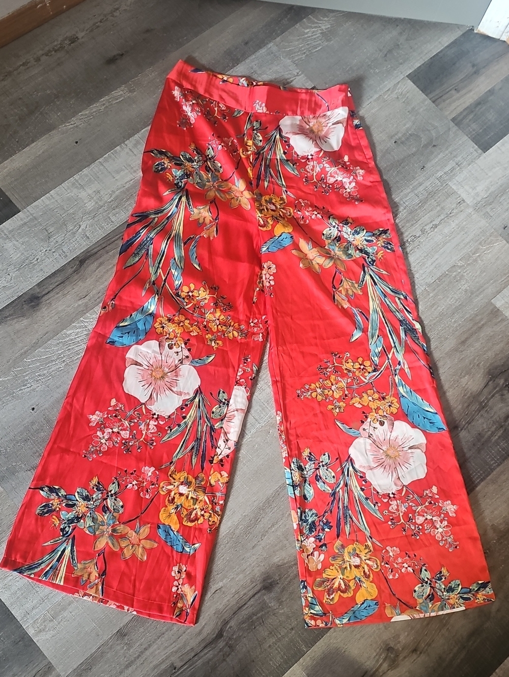 Lulus Red Floral Wide-Leg Women’s Pants (E)